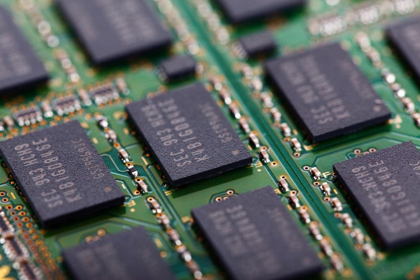 CHINA IS INVESTING BILLIONS IN CHIPMAKING